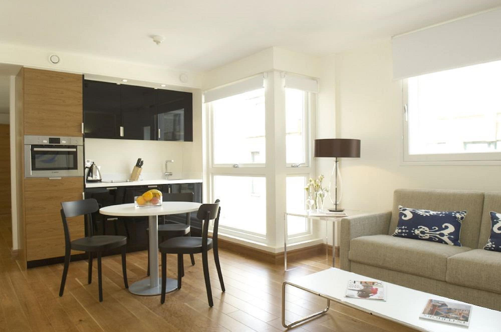 Blueprint Living Apartments -Turnmill Street Londres Extérieur photo